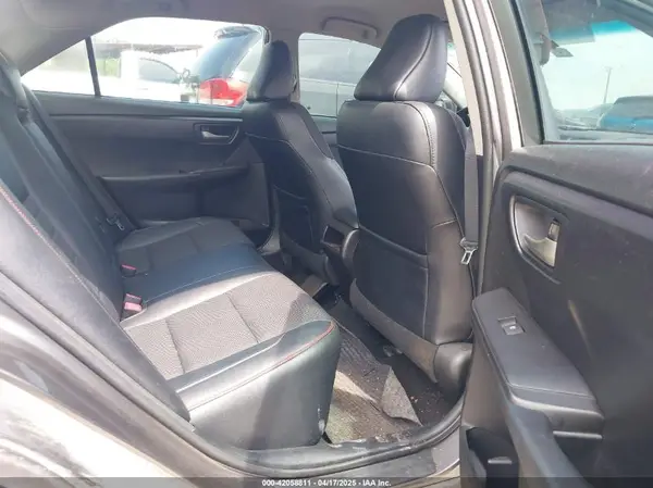4T1BF1FK1HU325990 2017 TOYOTA CAMRY - Image 8