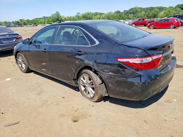 4T1BF1FK1HU328470 2017 TOYOTA CAMRY - Image 2