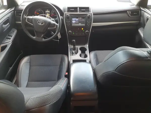 4T1BF1FK1HU328940 2017 TOYOTA CAMRY - Image 8