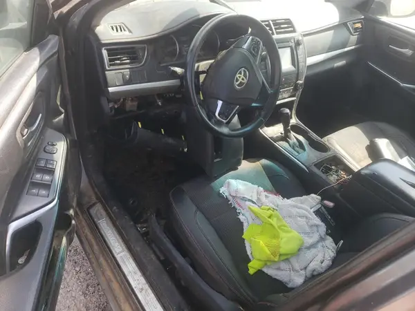 4T1BF1FK1HU337282 2017 TOYOTA CAMRY - Image 8