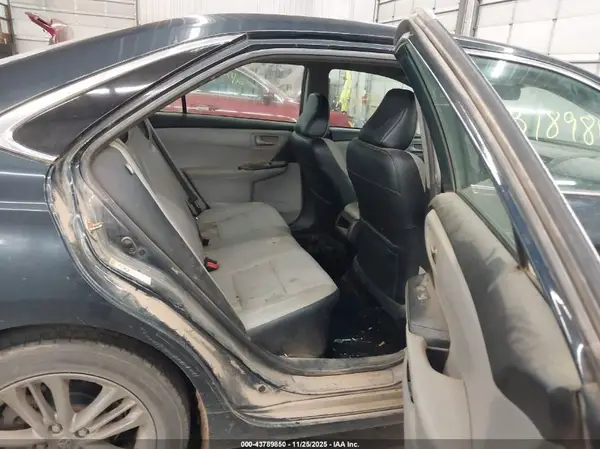 4T1BF1FK1HU340067 2017 TOYOTA CAMRY - Image 8