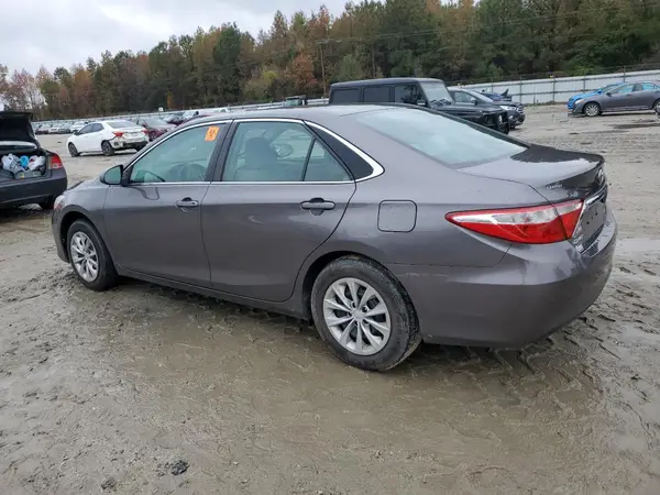 4T1BF1FK1HU342157 2017 TOYOTA CAMRY - Image 2
