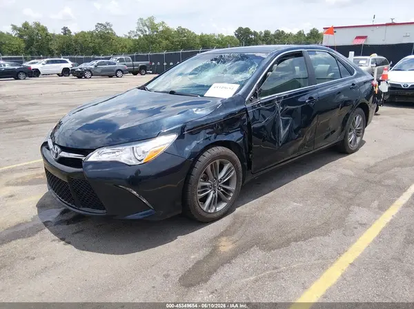 4T1BF1FK1HU344345 2017 TOYOTA CAMRY - Image 2