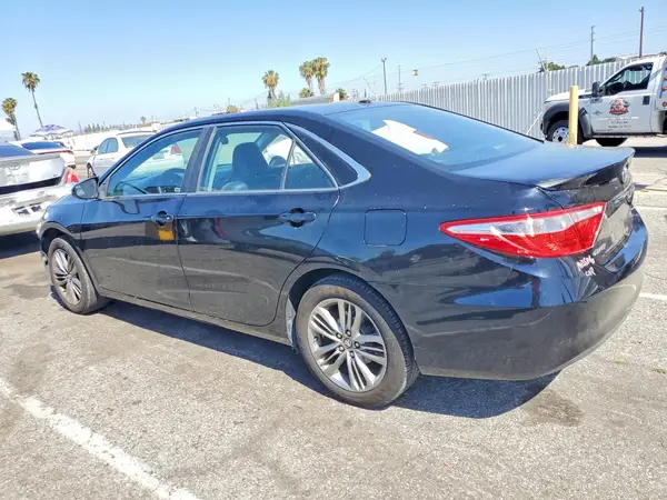 4T1BF1FK1HU345348 2017 TOYOTA CAMRY - Image 2