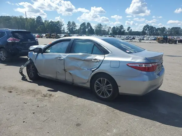 4T1BF1FK1HU347519 2017 TOYOTA CAMRY - Image 2