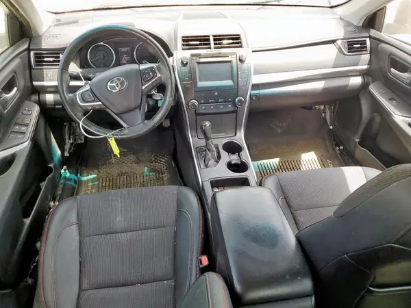 4T1BF1FK1HU352395 2017 TOYOTA CAMRY - Image 8