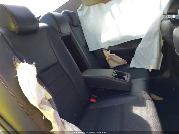 4T1BF1FK1HU353952 2017 TOYOTA CAMRY - Image 8