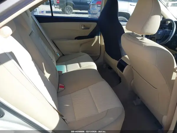 4T1BF1FK1HU356852 2017 TOYOTA CAMRY - Image 8