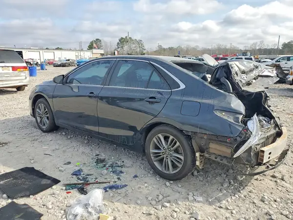4T1BF1FK1HU357595 2017 TOYOTA CAMRY - Image 2