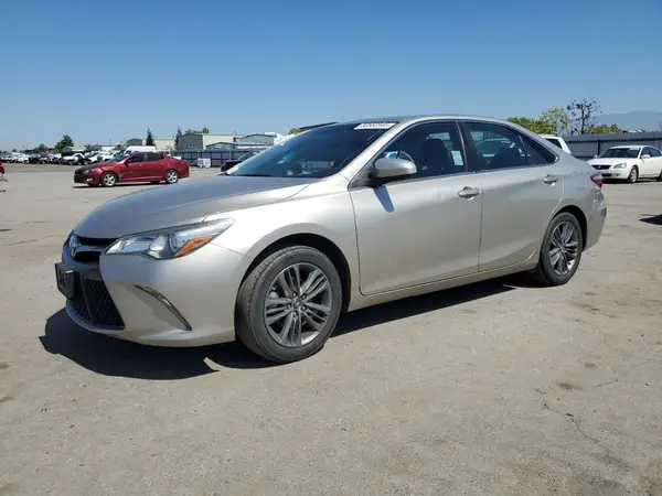 4T1BF1FK1HU359458 2017 TOYOTA CAMRY - Image 1
