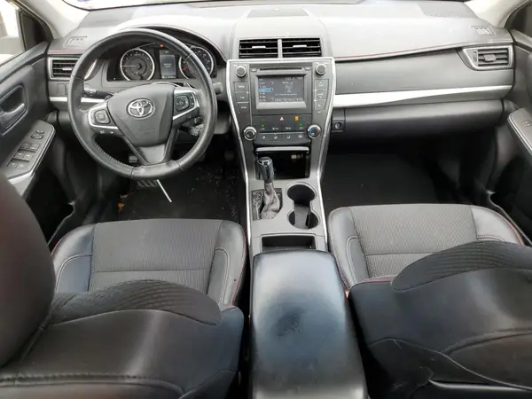 4T1BF1FK1HU372081 2017 TOYOTA CAMRY - Image 8