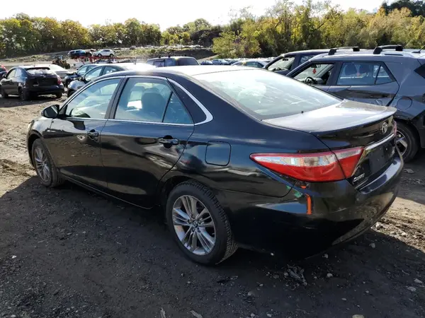 4T1BF1FK1HU377099 2017 TOYOTA CAMRY - Image 2