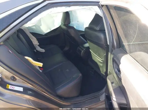 4T1BF1FK1HU378513 2017 TOYOTA CAMRY - Image 8