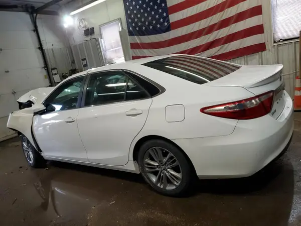 4T1BF1FK1HU379466 2017 TOYOTA CAMRY - Image 2