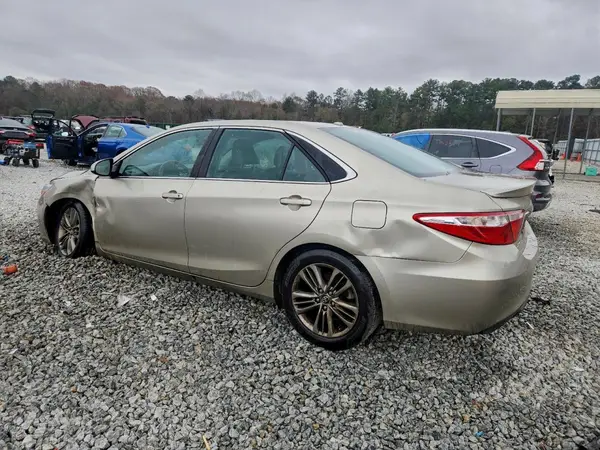 4T1BF1FK1HU379743 2017 TOYOTA CAMRY - Image 2