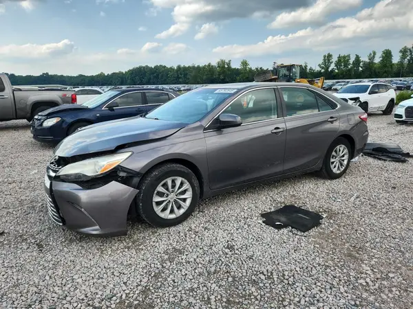 4T1BF1FK1HU381007 2017 TOYOTA CAMRY - Image 1