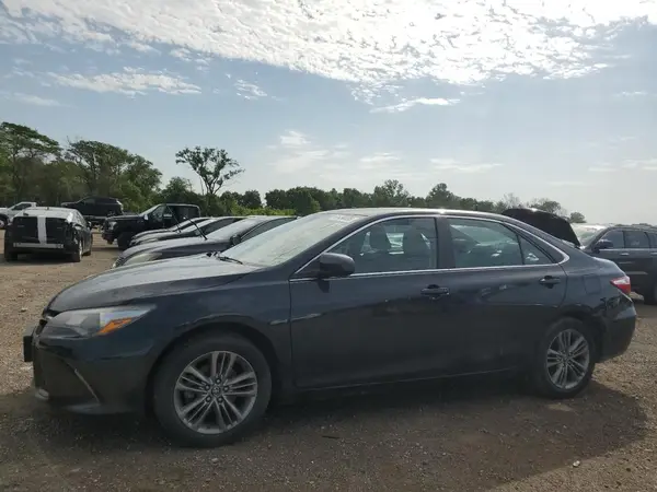 4T1BF1FK1HU385641 2017 TOYOTA CAMRY - Image 1