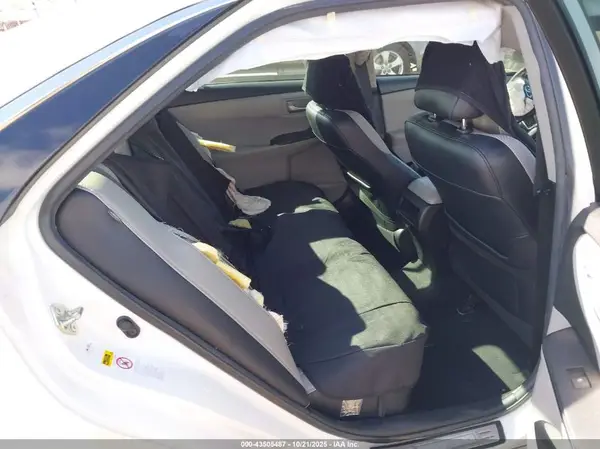 4T1BF1FK1HU388071 2017 TOYOTA CAMRY - Image 8