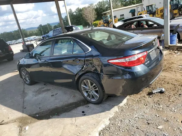 4T1BF1FK1HU389026 2017 TOYOTA CAMRY - Image 2