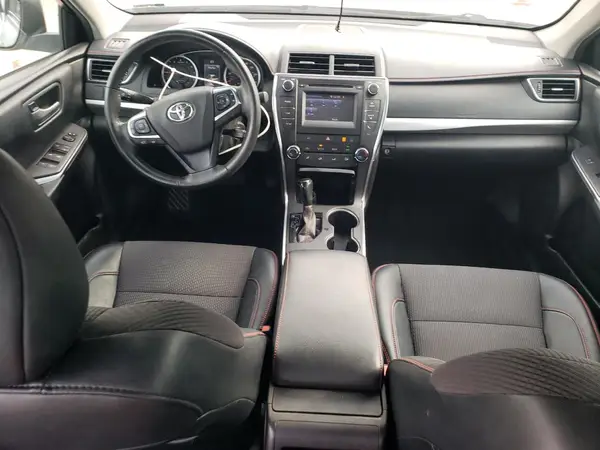 4T1BF1FK1HU389852 2017 TOYOTA CAMRY - Image 8