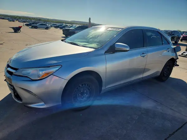 4T1BF1FK1HU394937 2017 TOYOTA CAMRY - Image 1