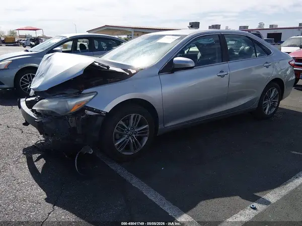 4T1BF1FK1HU396204 2017 TOYOTA CAMRY - Image 2