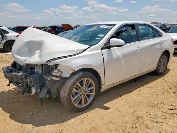 4T1BF1FK1HU399653 2017 TOYOTA CAMRY - Image 1