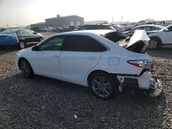 4T1BF1FK1HU400624 2017 TOYOTA CAMRY - Image 2
