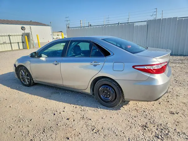 4T1BF1FK1HU401286 2017 TOYOTA CAMRY - Image 2