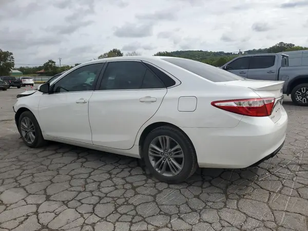 4T1BF1FK1HU404107 2017 TOYOTA CAMRY - Image 2