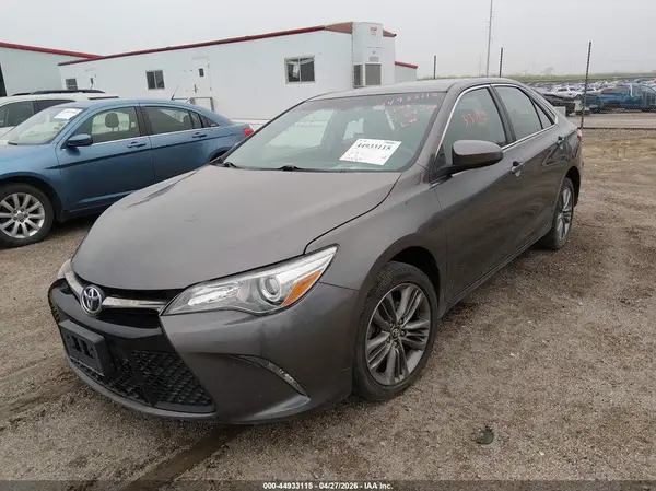 4T1BF1FK1HU408450 2017 TOYOTA CAMRY - Image 2