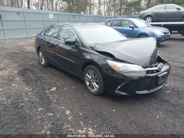 4T1BF1FK1HU409680 2017 TOYOTA CAMRY - Image 1