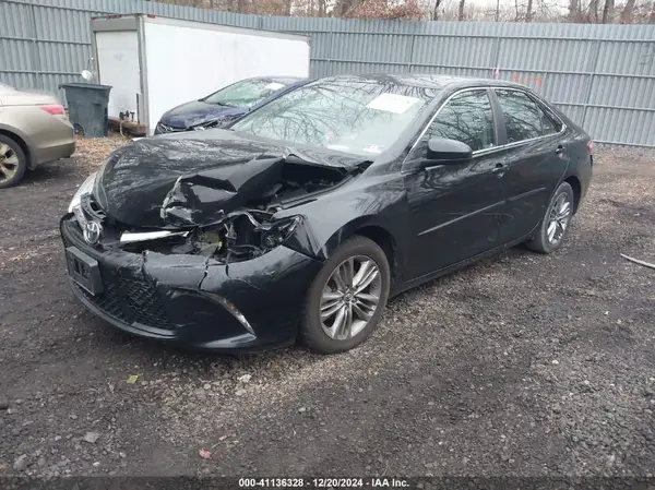 4T1BF1FK1HU409680 2017 TOYOTA CAMRY - Image 2