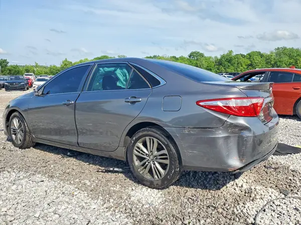 4T1BF1FK1HU412630 2017 TOYOTA CAMRY - Image 2