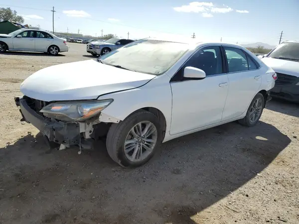4T1BF1FK1HU414801 2017 TOYOTA CAMRY - Image 1