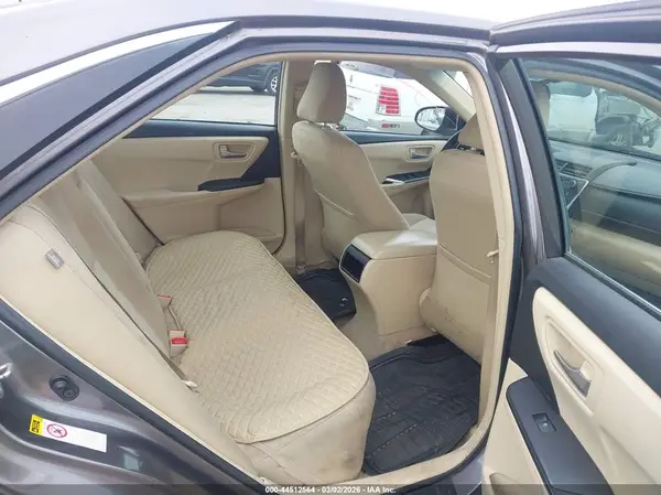 4T1BF1FK1HU416662 2017 TOYOTA CAMRY - Image 8