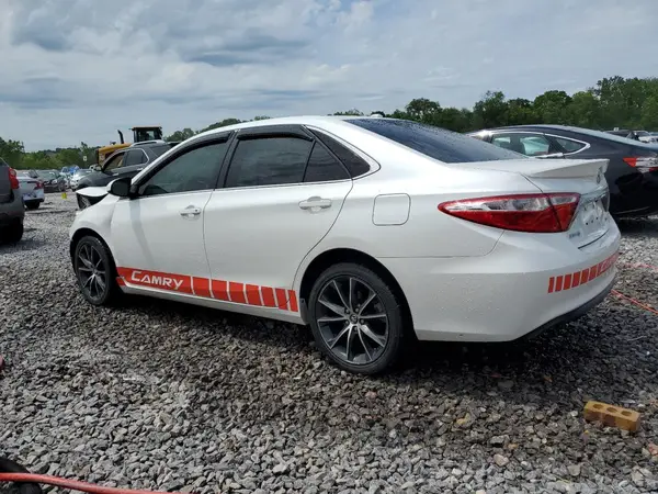 4T1BF1FK1HU418086 2017 TOYOTA CAMRY - Image 2