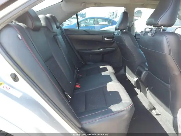 4T1BF1FK1HU423885 2017 TOYOTA CAMRY - Image 8