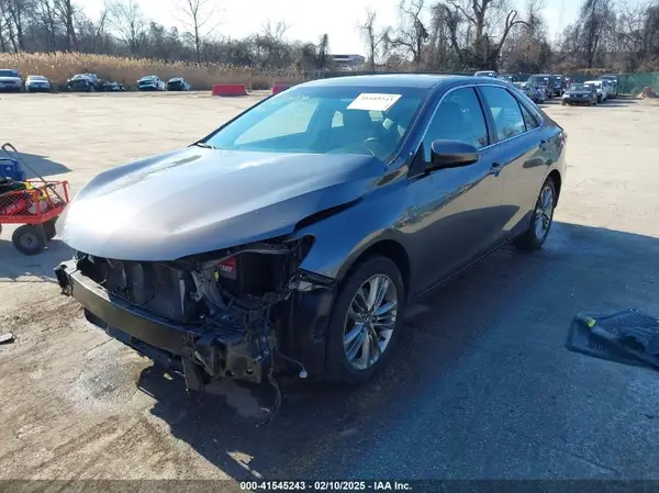 4T1BF1FK1HU425412 2017 TOYOTA CAMRY - Image 2