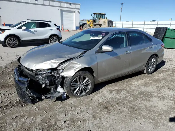 4T1BF1FK1HU430299 2017 TOYOTA CAMRY - Image 1