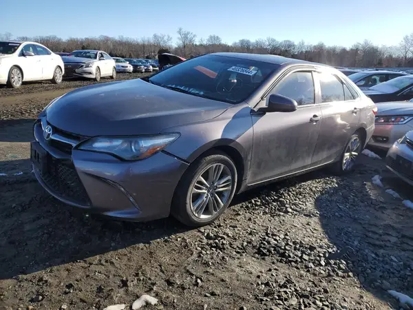 4T1BF1FK1HU430593 2017 TOYOTA CAMRY - Image 1