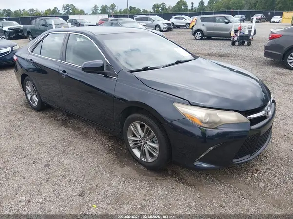 4T1BF1FK1HU432568 2017 TOYOTA CAMRY - Image 1