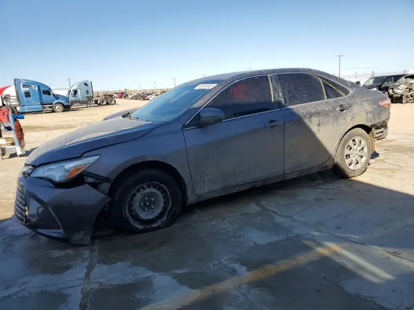 4T1BF1FK1HU441688 2017 TOYOTA CAMRY - Image 1