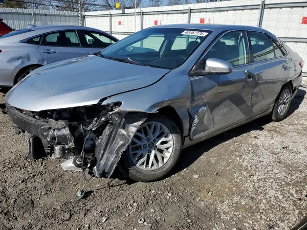 4T1BF1FK1HU449337 2017 TOYOTA CAMRY - Image 1