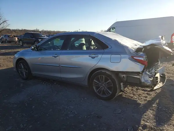 4T1BF1FK1HU449676 2017 TOYOTA CAMRY - Image 2