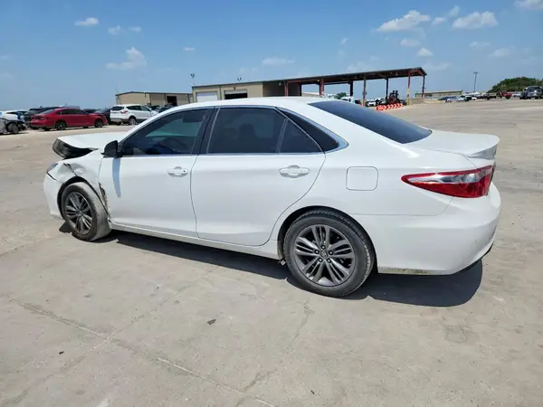 4T1BF1FK1HU454926 2017 TOYOTA CAMRY - Image 2