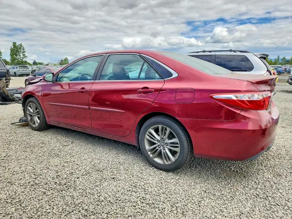 4T1BF1FK1HU616165 2017 TOYOTA CAMRY - Image 2