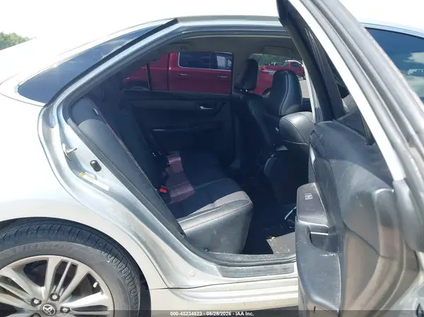 4T1BF1FK1HU618319 2017 TOYOTA CAMRY - Image 8