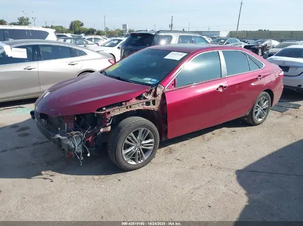 4T1BF1FK1HU619616 2017 TOYOTA CAMRY - Image 2