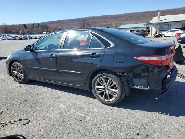 4T1BF1FK1HU620328 2017 TOYOTA CAMRY - Image 2